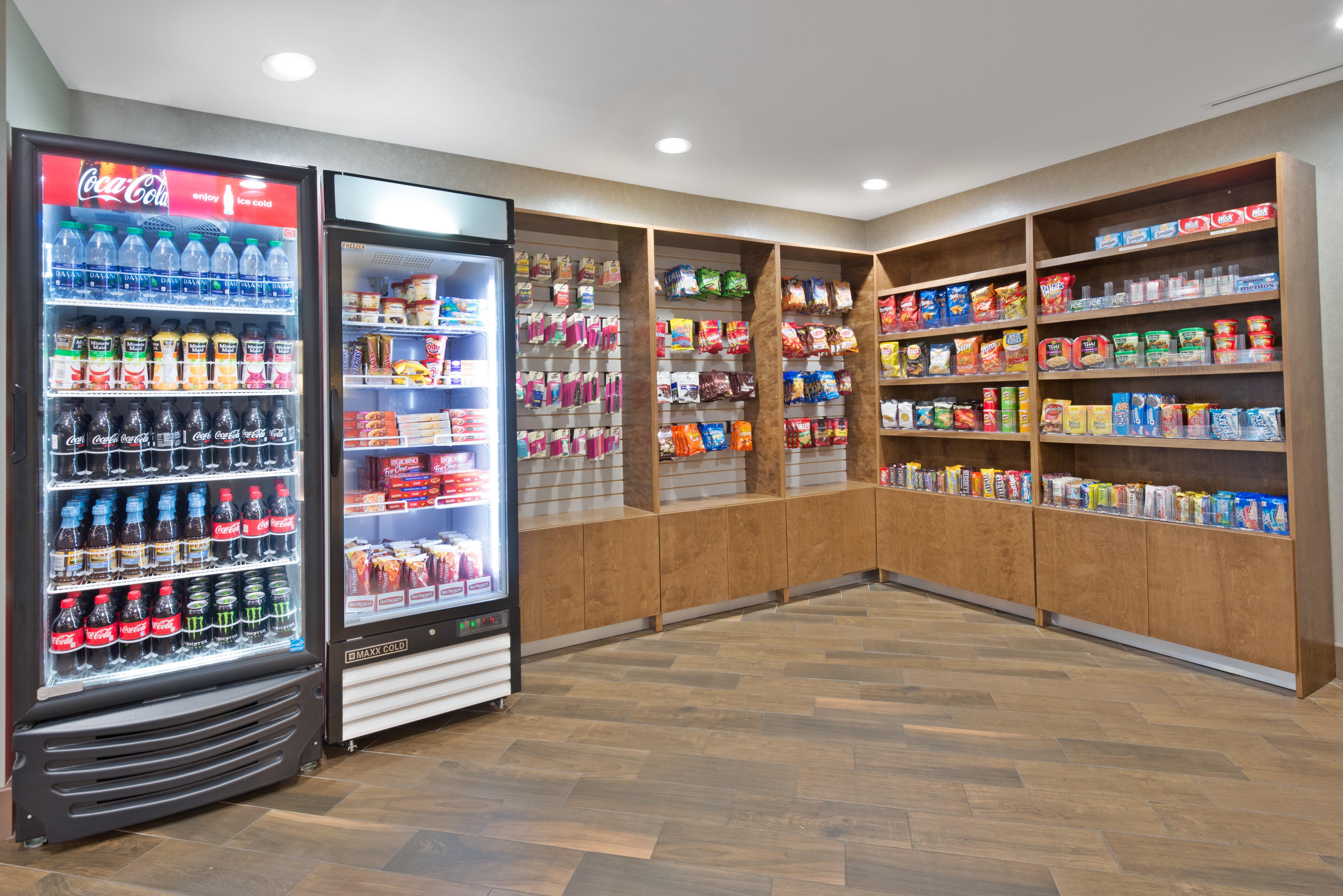 Holiday Inn Express & Suites New Cumberland By Ihg Bagian luar foto