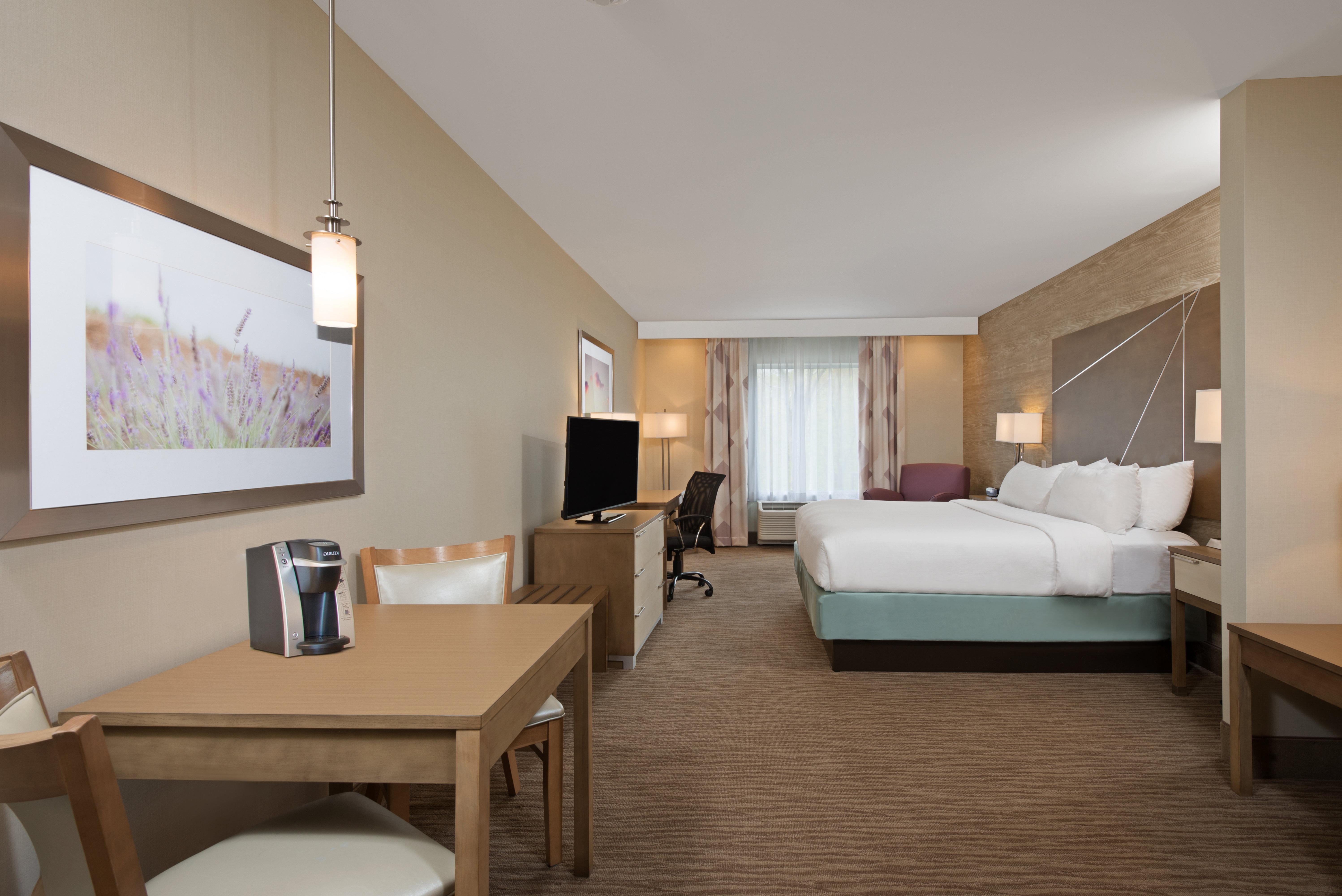 Holiday Inn Express & Suites New Cumberland By Ihg Bagian luar foto