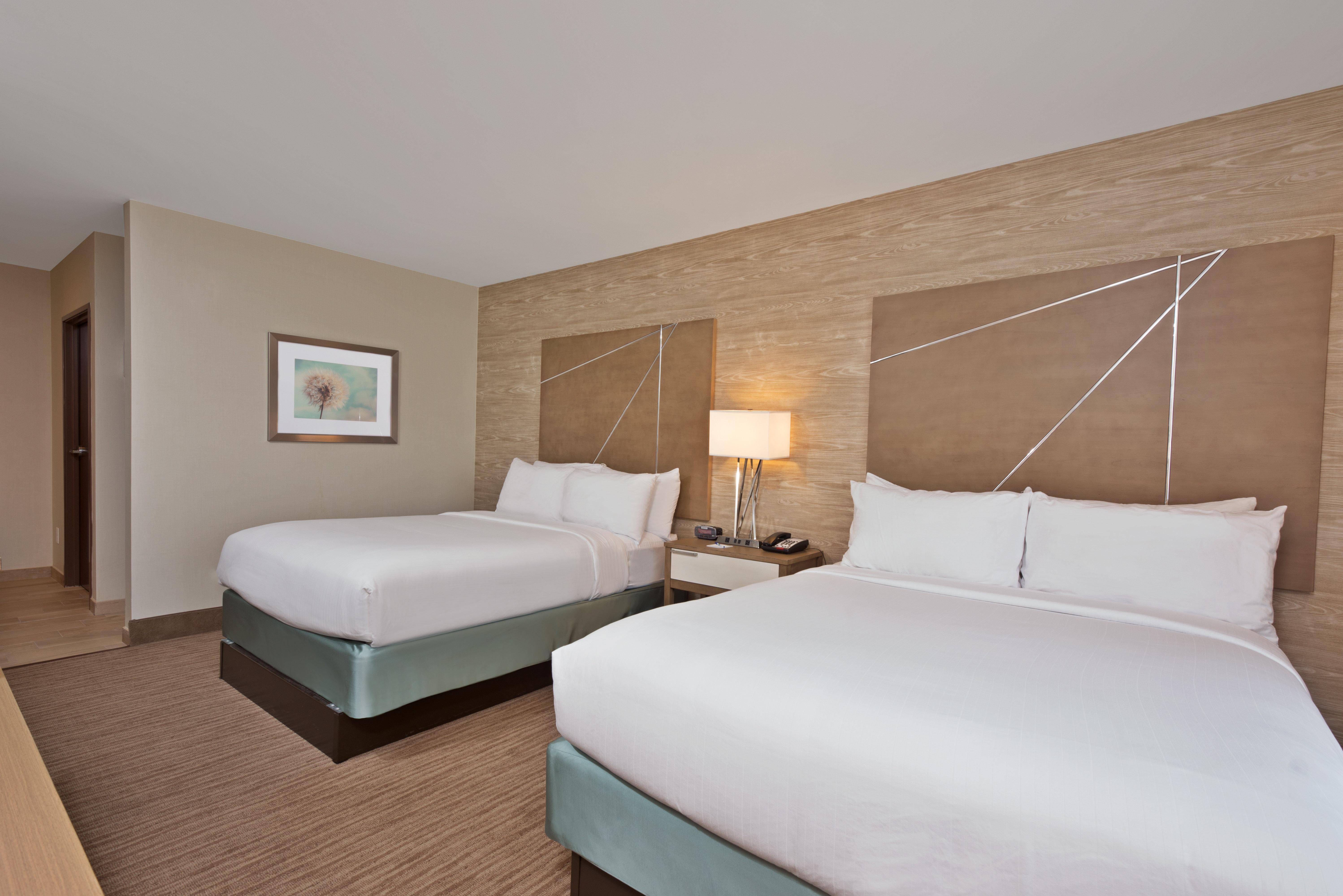 Holiday Inn Express & Suites New Cumberland By Ihg Bagian luar foto