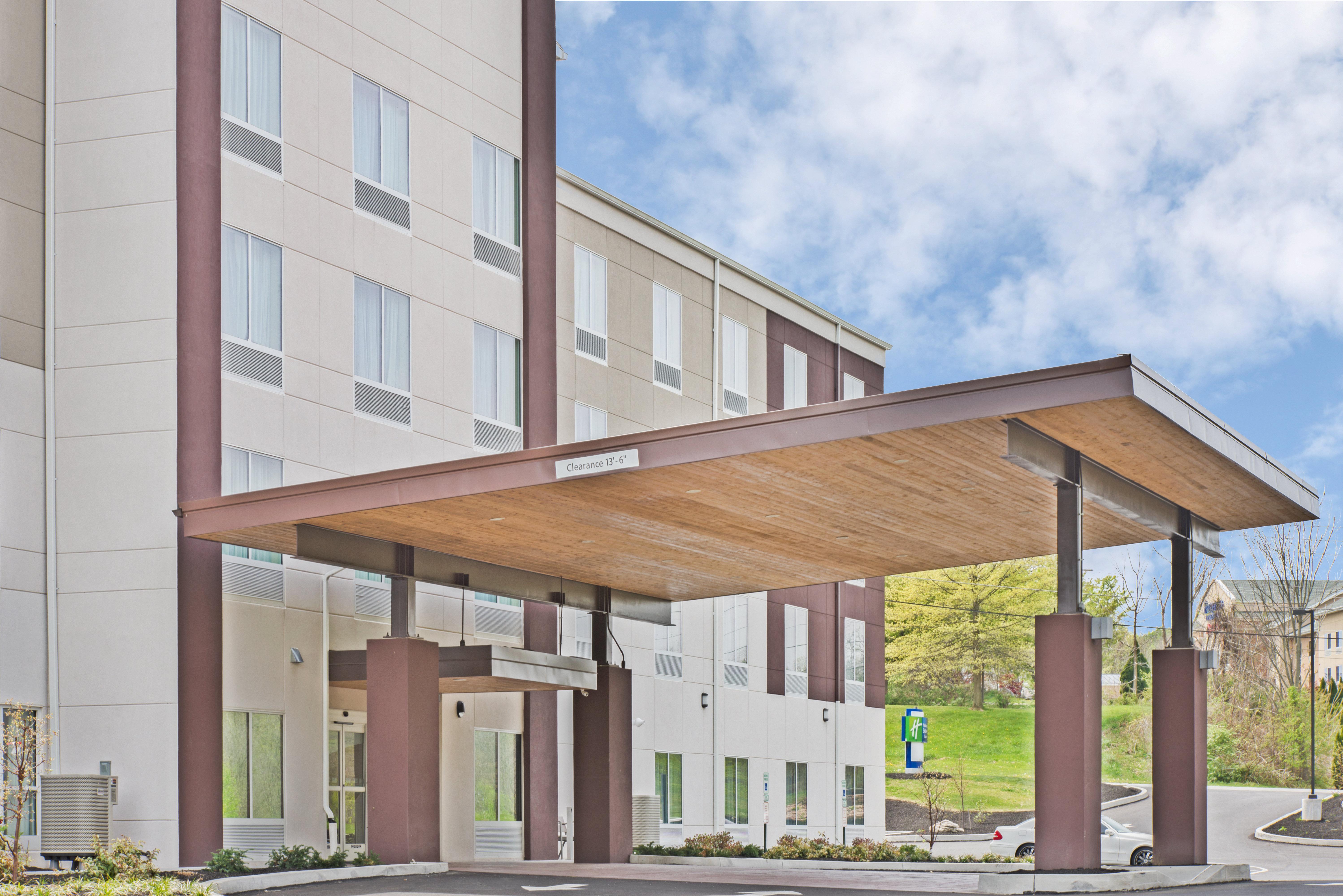 Holiday Inn Express & Suites New Cumberland By Ihg Bagian luar foto