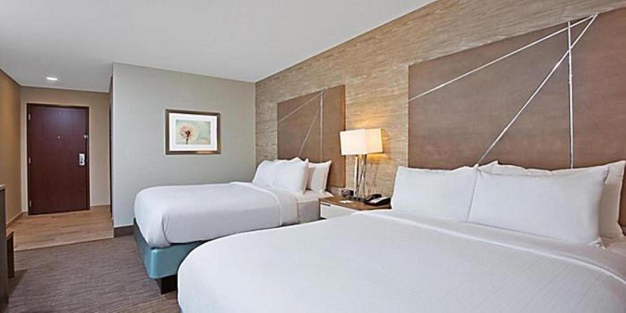 Holiday Inn Express & Suites New Cumberland By Ihg Bagian luar foto